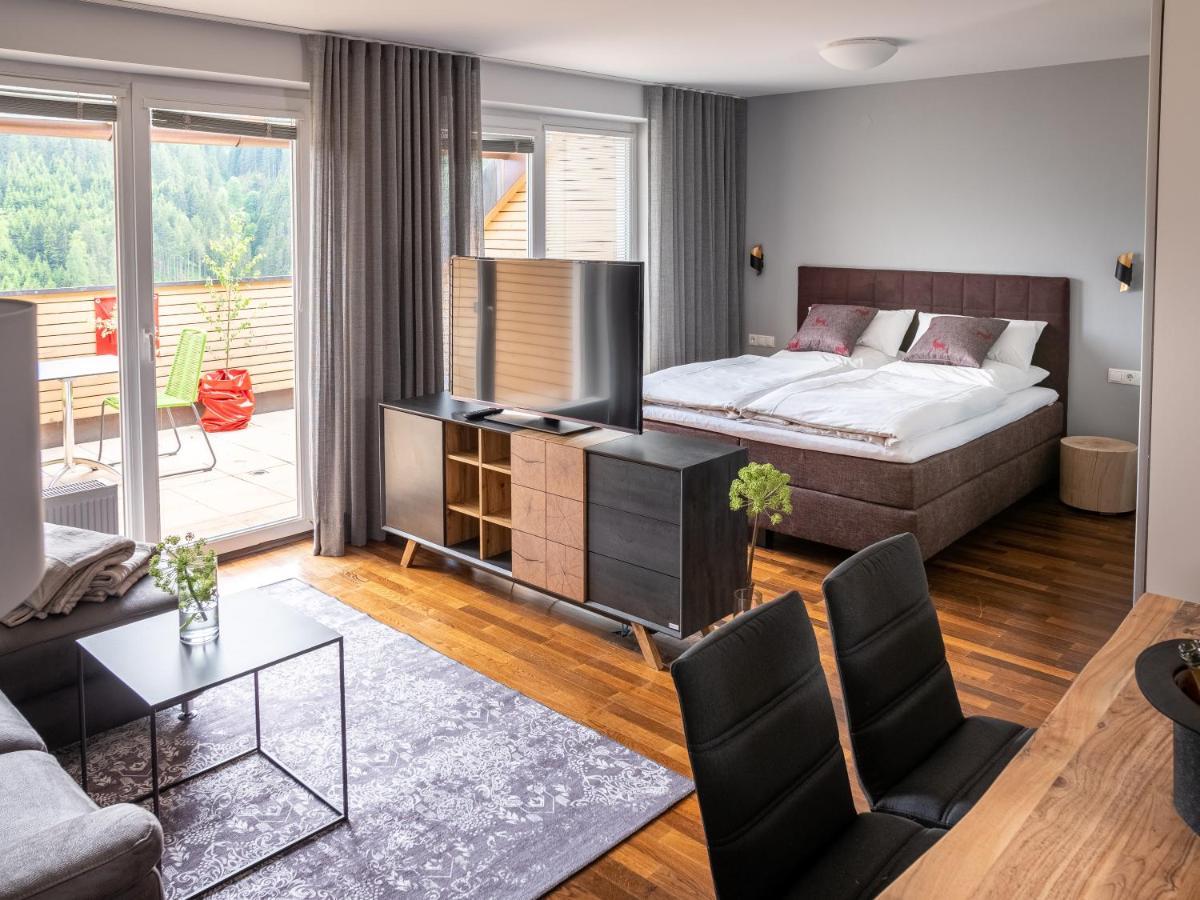 Der Sonnberg Alpinlodges - Apartments Mit Seeblick, Privater Sauna Und Self Check-In زيل أم سي المظهر الخارجي الصورة
