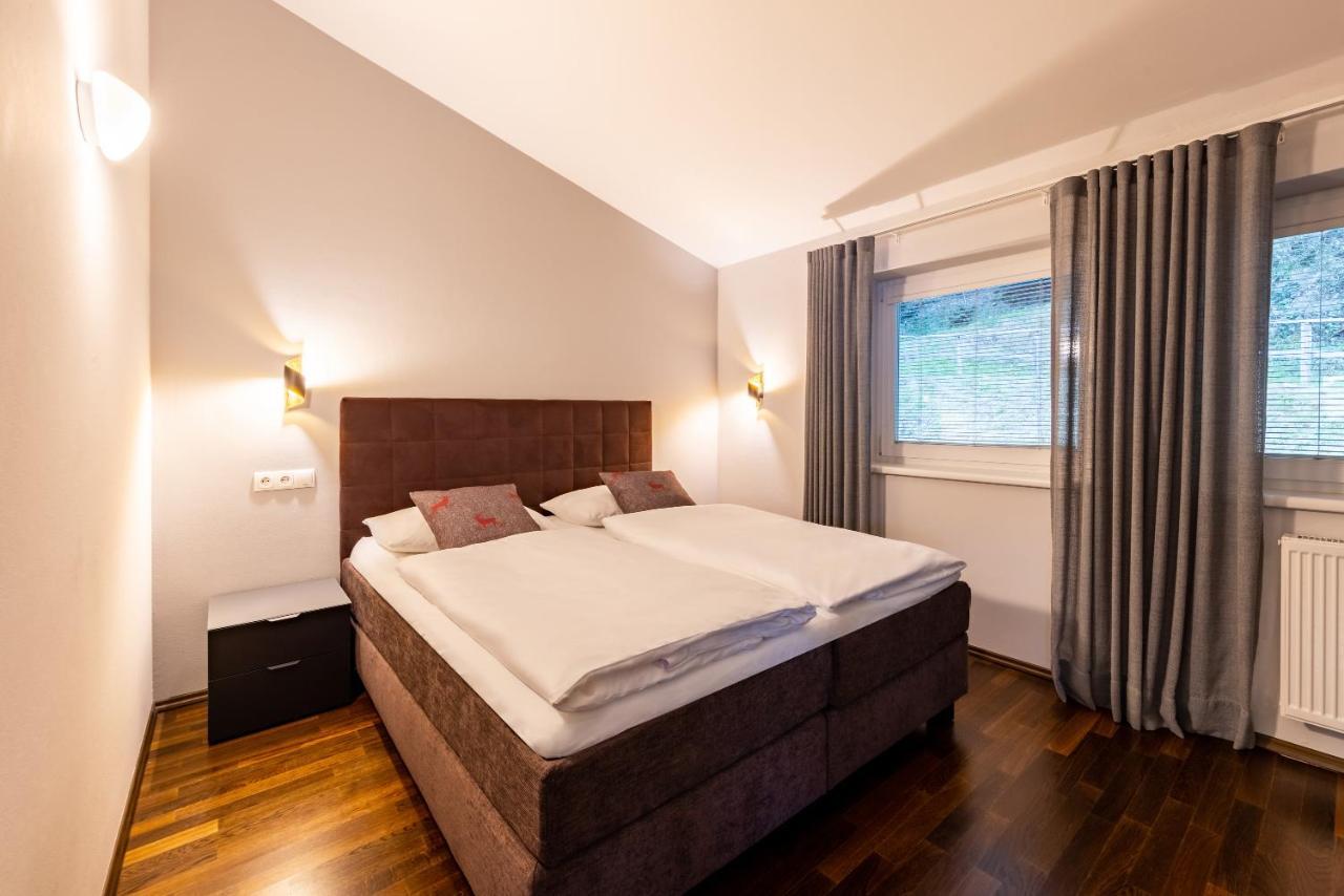 Der Sonnberg Alpinlodges - Apartments Mit Seeblick, Privater Sauna Und Self Check-In زيل أم سي المظهر الخارجي الصورة