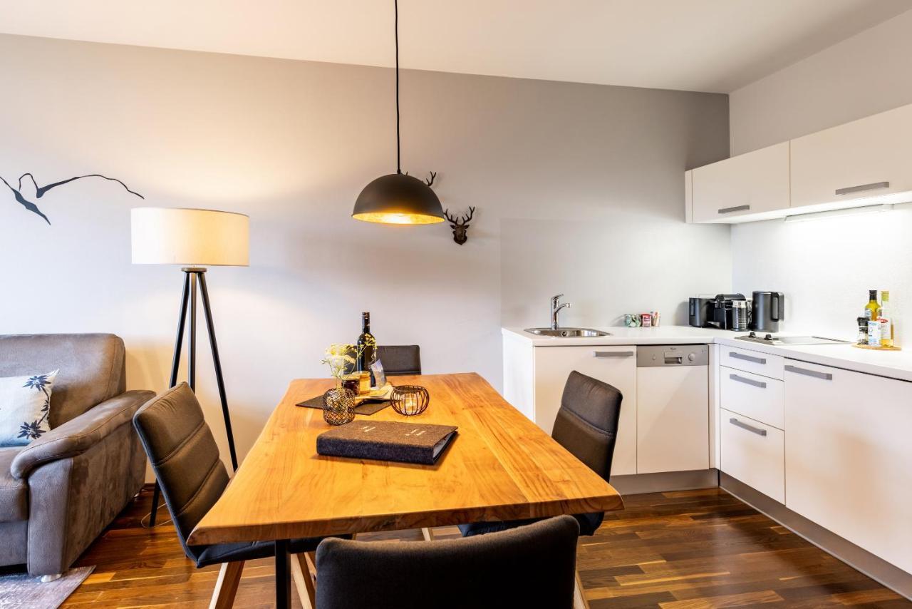 Der Sonnberg Alpinlodges - Apartments Mit Seeblick, Privater Sauna Und Self Check-In زيل أم سي المظهر الخارجي الصورة